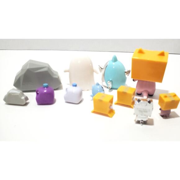 Lot of 12 LankyBox Mystery Figures Micro and Macro - Picture 7 of 10